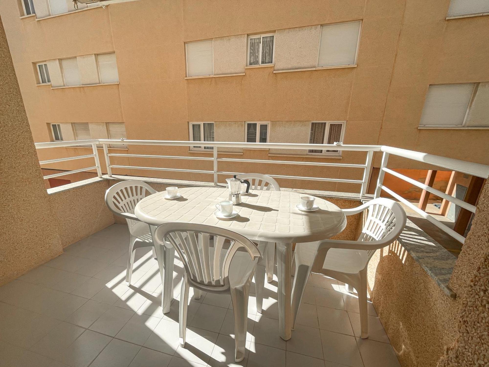 Apartamentos Estacion Oropesa 3000 โอโรเปซาเดลมาร์ ภายนอก รูปภาพ